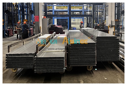 ART SIGN roof bracket and L clamp.